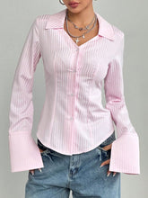 Fashionable Shirt for Women – Easy to Dress Up or Down